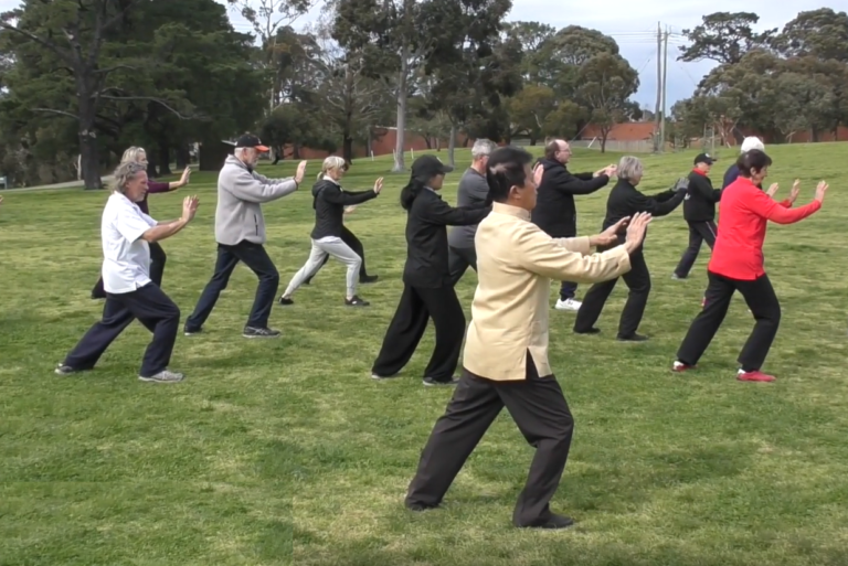 tai-chi-in-park